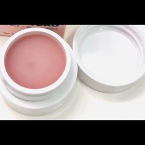 Naturel Jones Road Mini Miracle Balm-never used -- opened to show color. No box